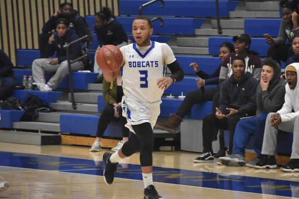 -Bryant & Stratton College holds off Oakton CC Owls in closing moments-