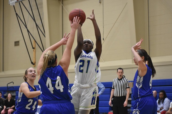 Bryant & Stratton College Bobcats get back on track after win vs Marian