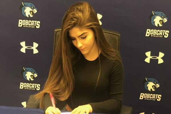 - Elena Velasquez out of Milwaukee, WI signs LOI with Bryant & Stratton -