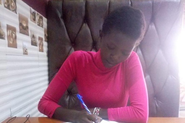Jackline Maiyo out of Eldoret, Kenya signs with Bryant & Stratton College